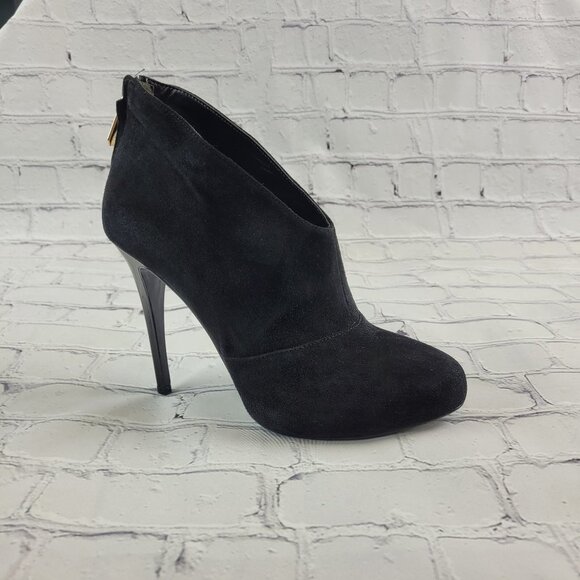 Guess Carlice Black Suede Ankle Heel Booties Size 7 - Picture 2 of 14